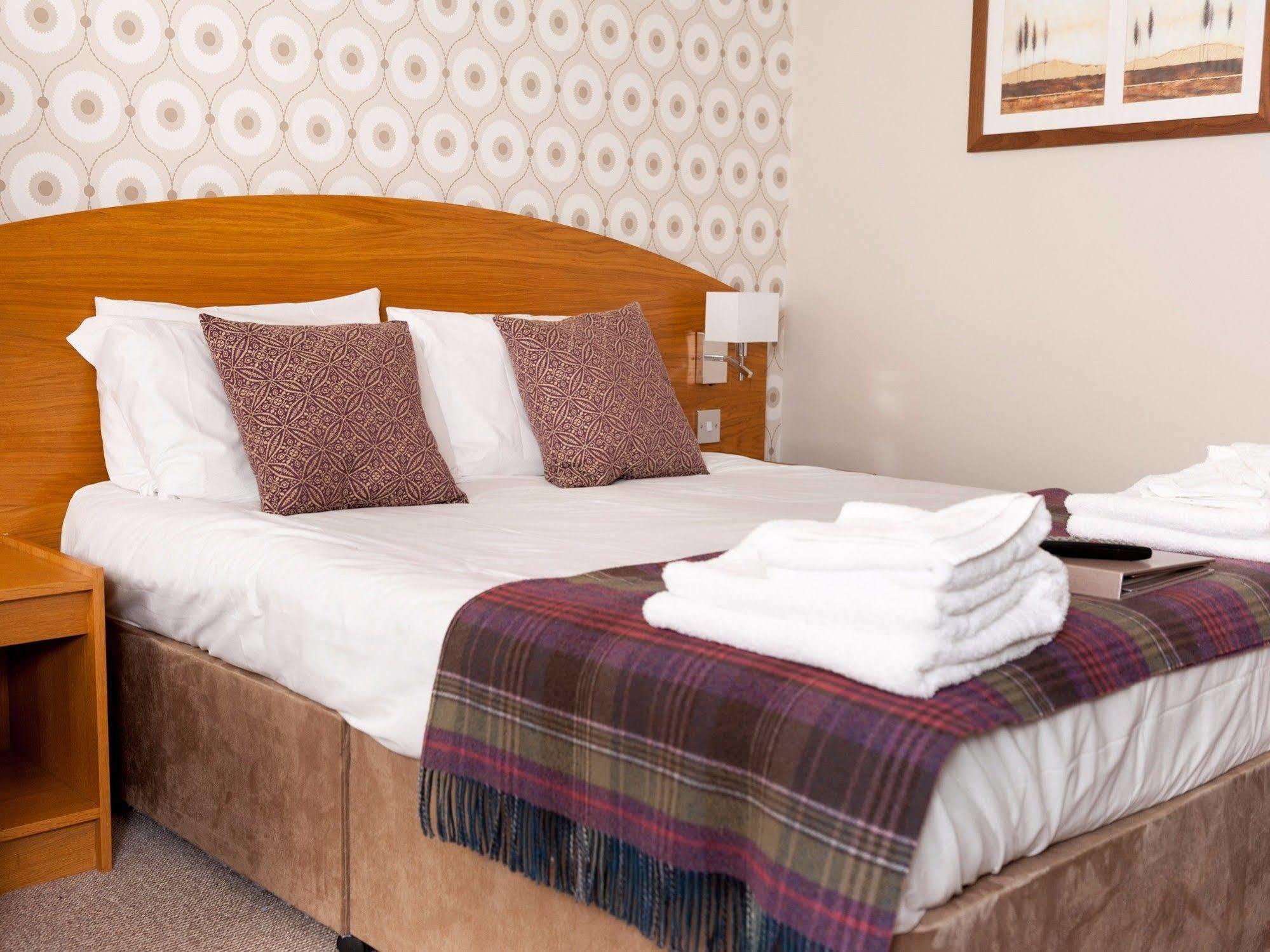 קרייסטצ'רץ' Avon Causeway Hotel מראה חיצוני תמונה