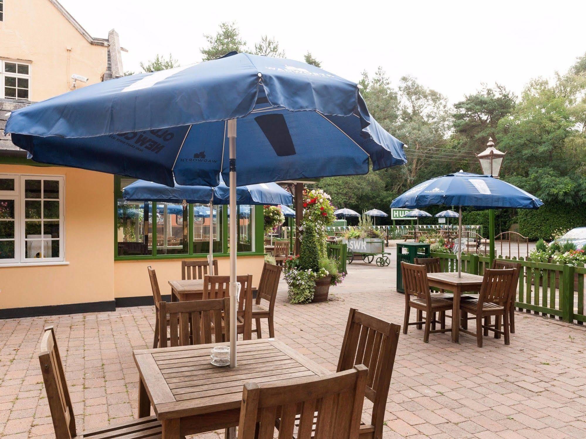 קרייסטצ'רץ' Avon Causeway Hotel מראה חיצוני תמונה